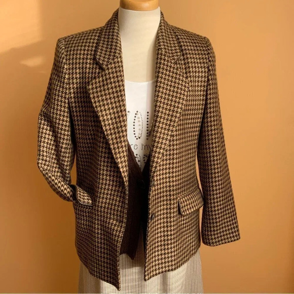 VINTAGE Brown/Tan Houndstooth Structured Blazer Size 10 - Picture 3 of 14